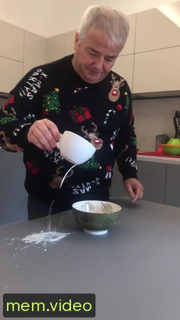 Кадр на 0:01