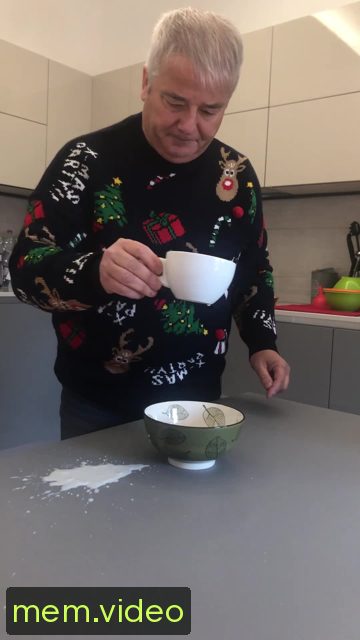 Кадр на 0:04
