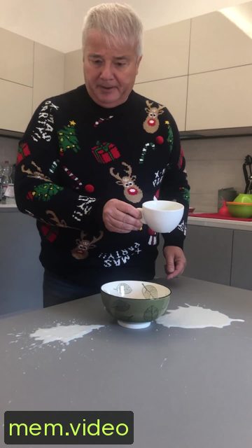 Кадр на 0:09
