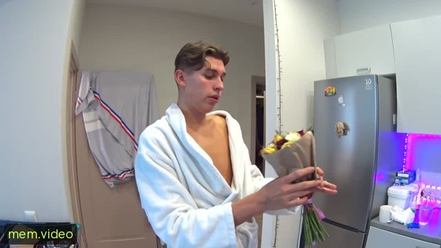 Кадр на 0:21