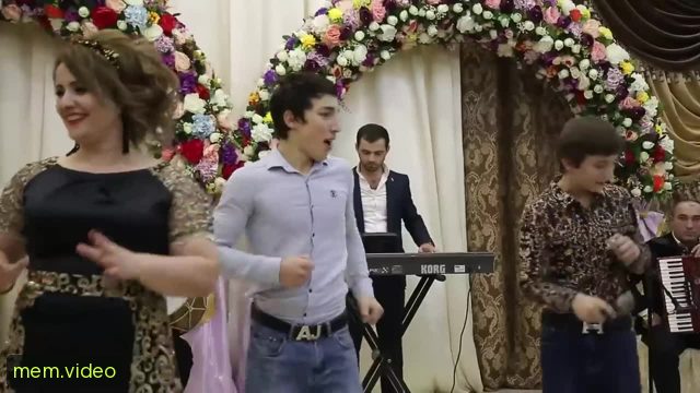 Кадр на 1:56