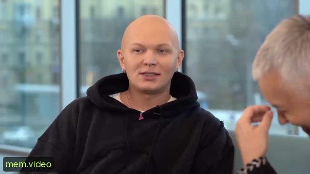 Кадр на 0:02