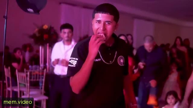 Кадр на 0:03