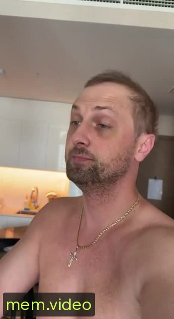Кадр на 0:04