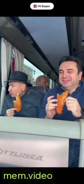 Кадр на 0:02